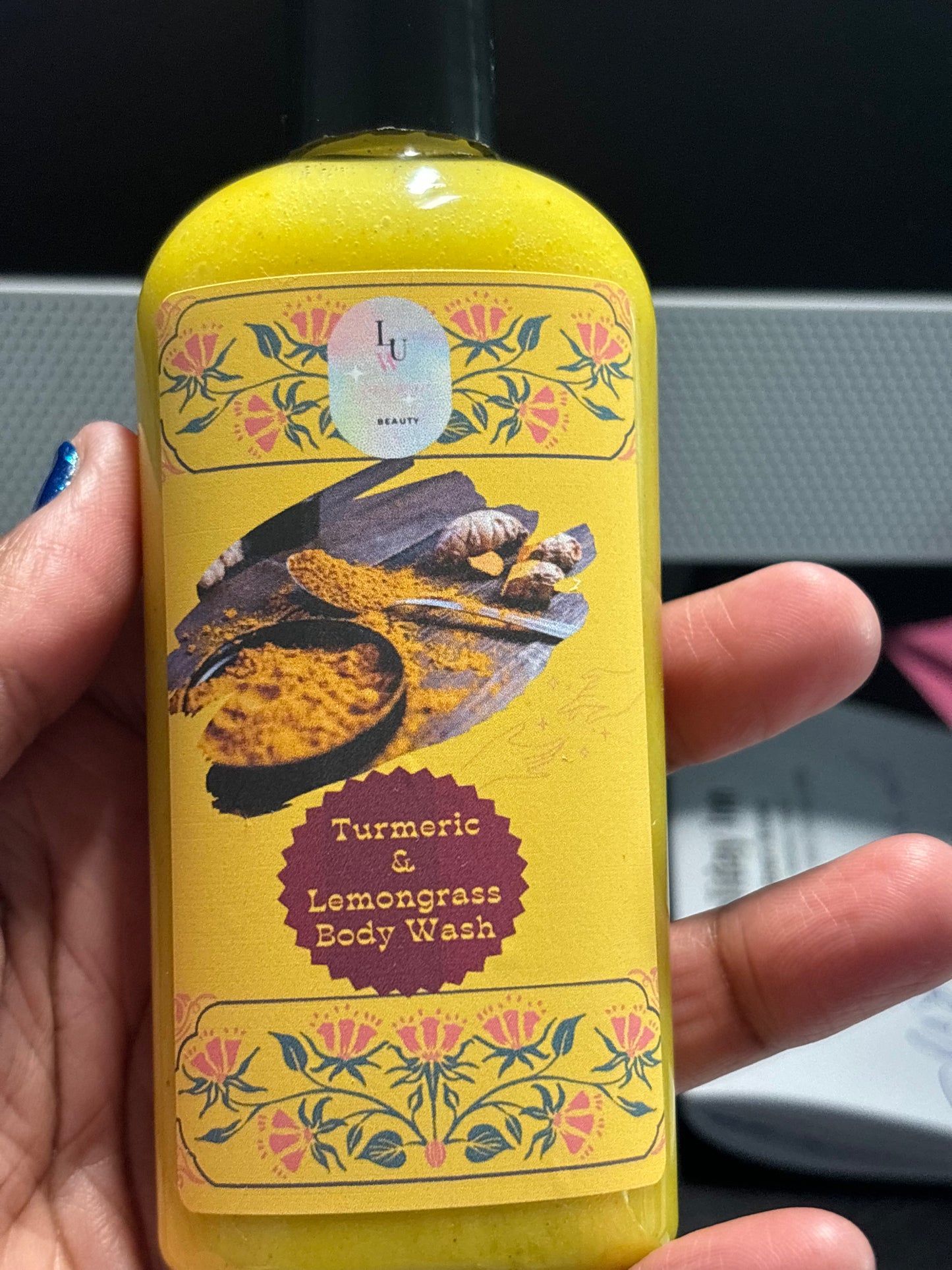 SOLD OUT-Turmeric & Lemongrass Body Wash